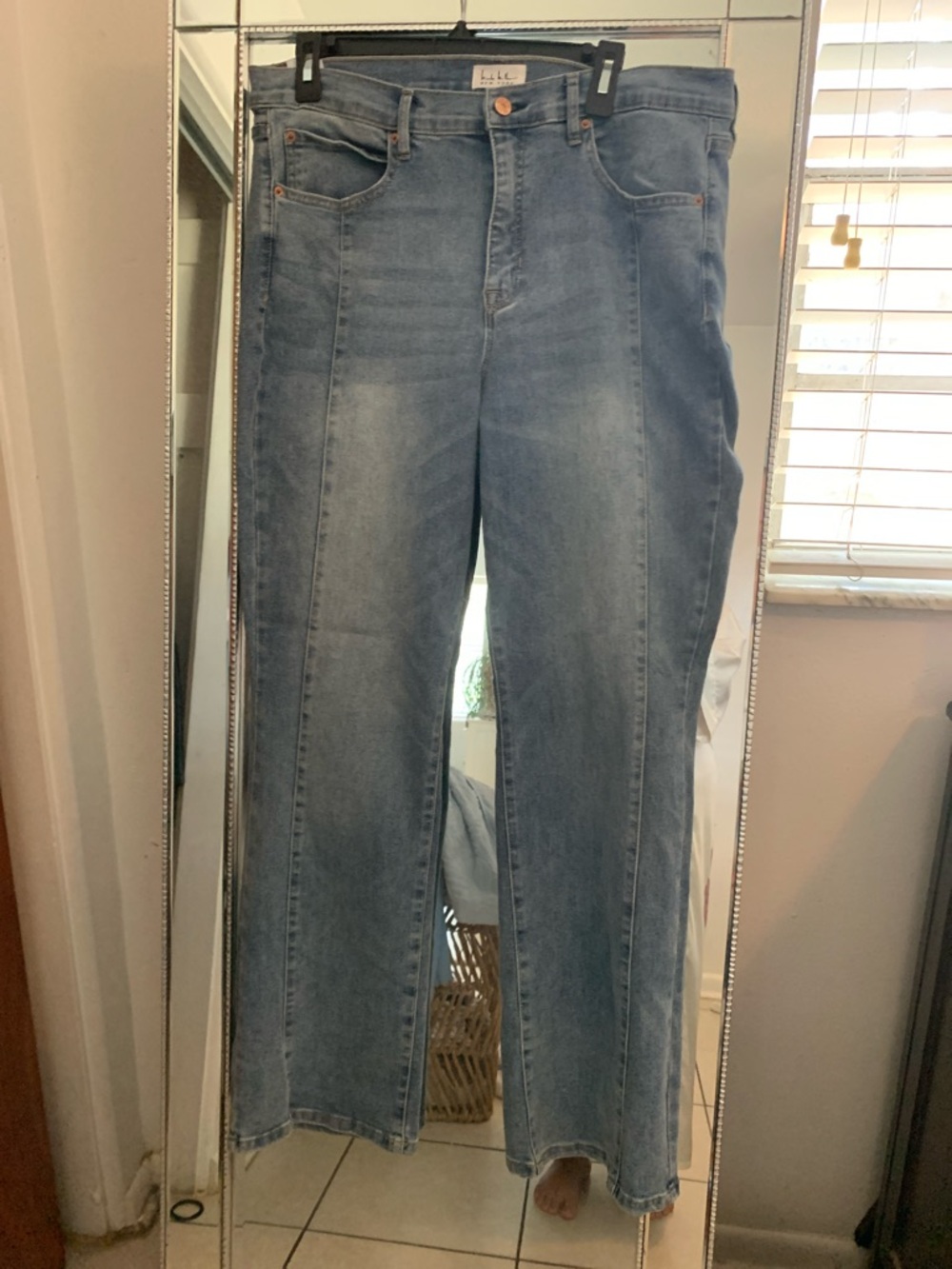 Nicole Miller Light Wash Bootcut Jeans